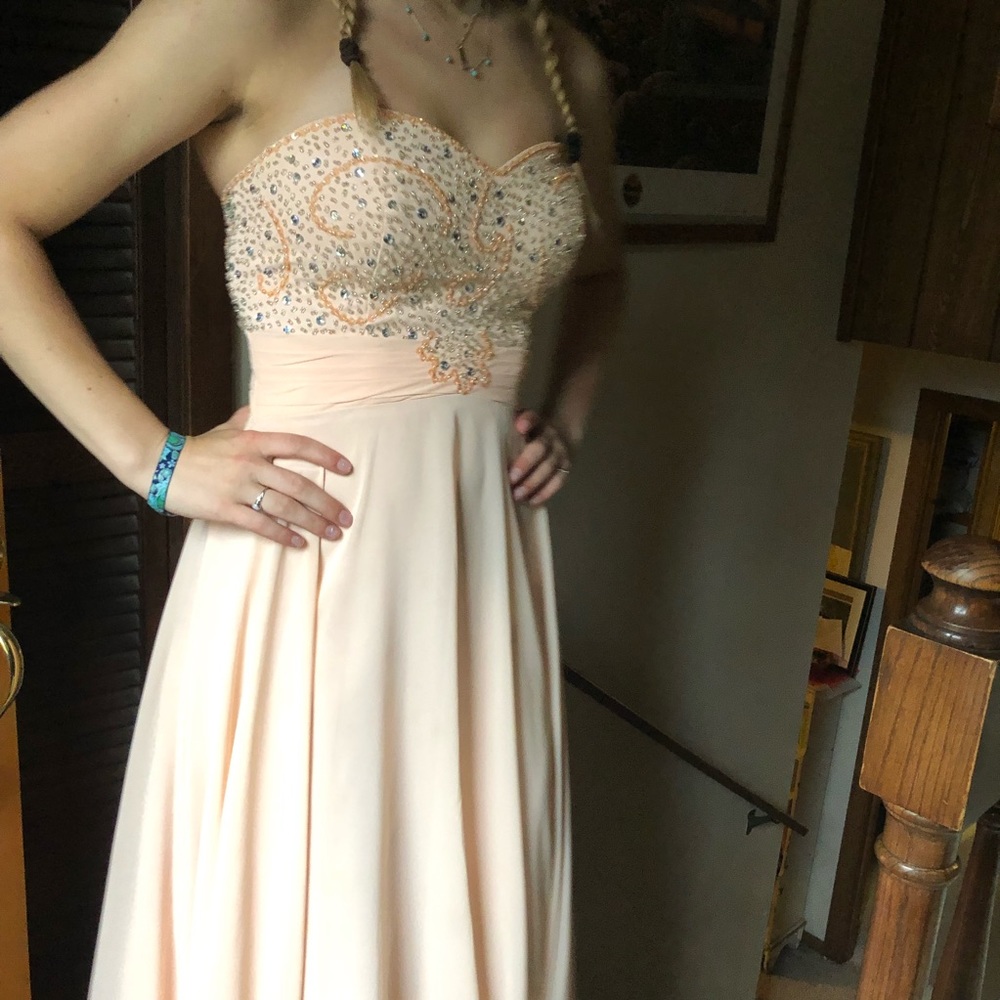 Prom Dress - Picture 5 of 5